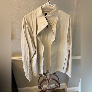 Lululemon Utilitech light jacket